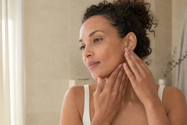 Drainage Lymphatique Visage : Guide Maison