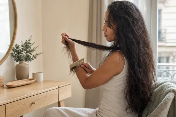 Faire Pousser Ses Cheveux Plus Vite : 9 Gestes